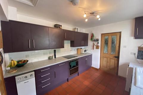 3 bedroom detached house for sale, Llanbadarn Fawr