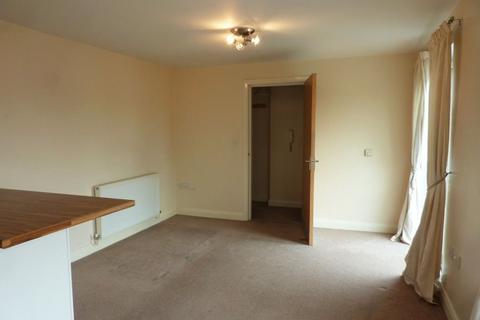 2 bedroom flat to rent, Park Lane, Kidderminster