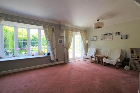 4 bedroom house to rent, Pear Trees, Ingrave, Brentwood