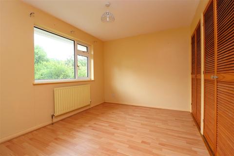 16 Barlow Road, Barnstaple, EX31 1TR