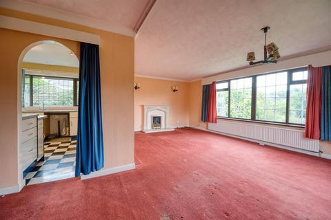 2 bedroom detached bungalow for sale, Castle Mount Crescent, Bakewell