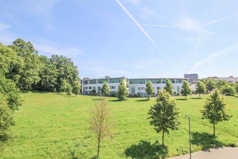 2 bedroom apartment for sale, Rollason Way, Brentwood