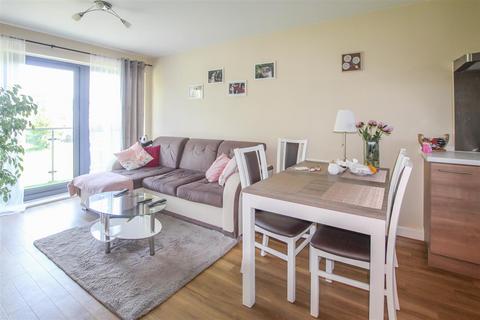 2 bedroom apartment for sale, Rollason Way, Brentwood