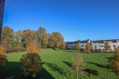 46 Brooking House Rollason Way, Brentwood, CM14 4ET