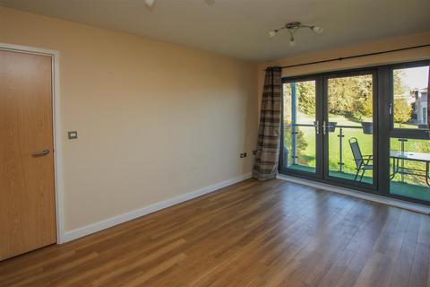 46 Brooking House Rollason Way, Brentwood, CM14 4ET