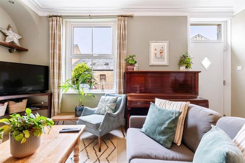 7 Booth Street, Burley In Wharfedale, Ilkley, LS29 7HY