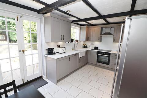 2 bedroom semi-detached house for sale, Gills Hill Lane, Radlett