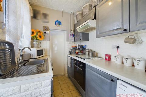 77 Benjamin Road, Wrexham, LL13 8EG