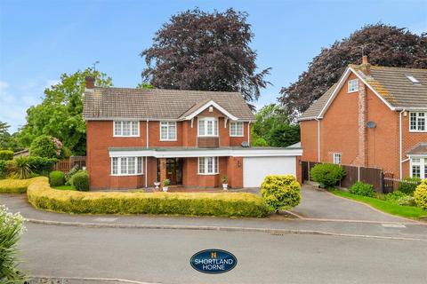 4 bedroom detached house for sale, Mill Close, Nuneaton CV11