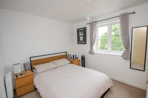 74 Arnold Road, Mangotsfield, Bristol, BS16 9LB