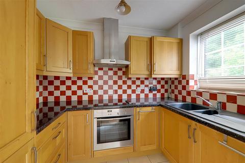 15 Juniper Close, Worthing, BN13 3PR