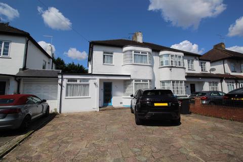 4 bedroom semi-detached house to rent, Willow Road, Enfield