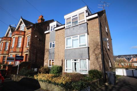 2 bedroom flat to rent, Dene Road, Guildford, Surrey