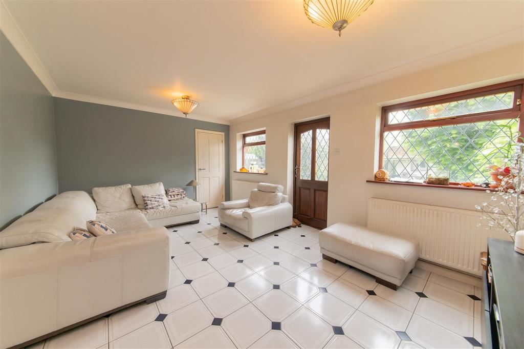 Brookfield Crescent, Mill Hill 4 bed semidetached house for sale £