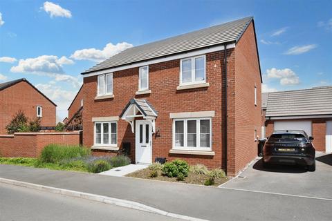 4 bedroom detached house for sale, Garland Road, Corby NN17