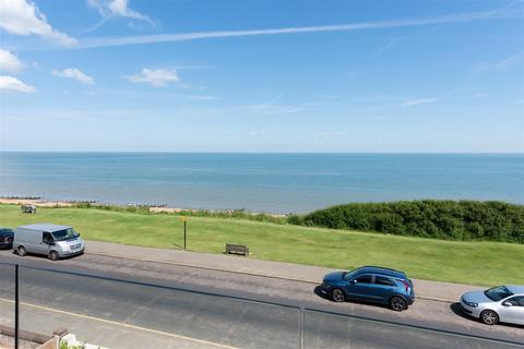 3 bedroom penthouse for sale, Marine Parade, Tankerton, Whitstable
