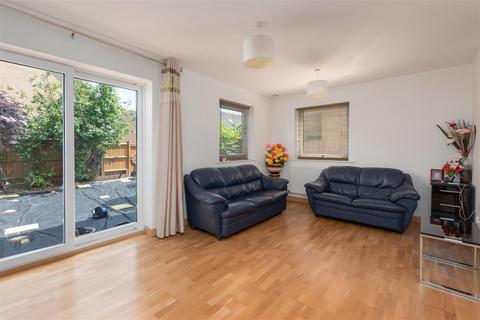 3 bedroom end of terrace house for sale, Olympia Way, Whitstable