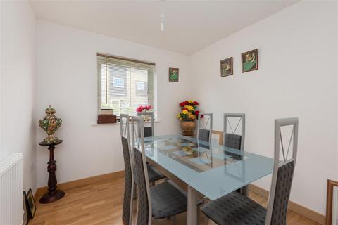 3 bedroom end of terrace house for sale, Olympia Way, Whitstable