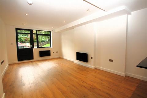 1 bedroom apartment for sale, Deepdene Avenue, Dorking