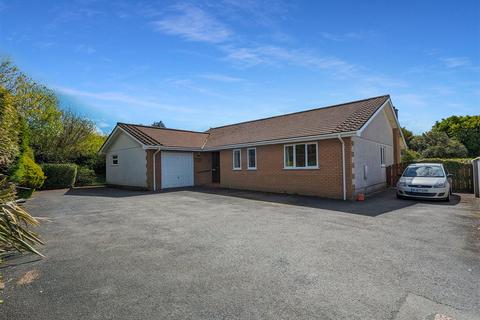 4 bedroom detached bungalow for sale, Trethiggey Crescent, Quintrell Downs TR8