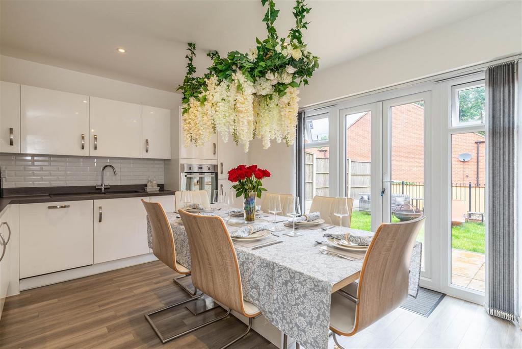 Kitchen Diner