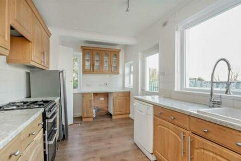 4 bedroom detached house for sale, Springfield Road, Baildon