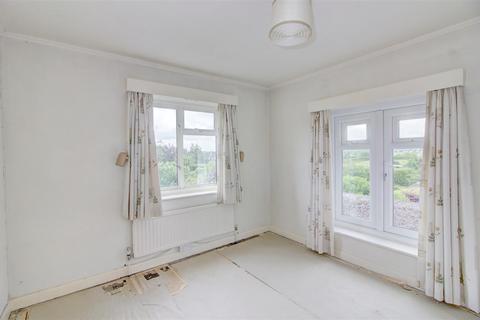3 Common Road, Malmesbury, SN16 0HN