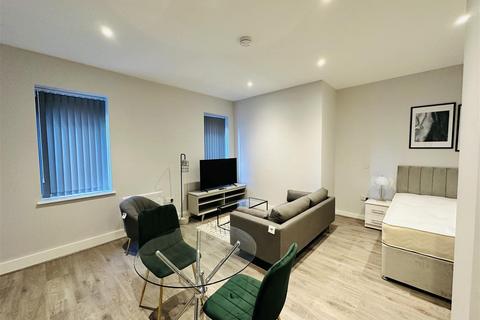 Studio to rent, Sky Gardens, Crosby Road North, Waterloo, Liverpool