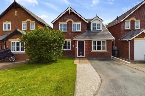 3 bedroom detached house for sale, Robert Jones Close, Baschurch, Shrewsbury