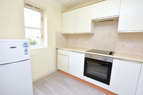 11 Cameron Square, Mitcham, CR4 3SH