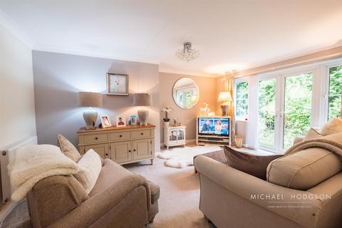 7 Cranbrook, Sunderland, SR3 1DL