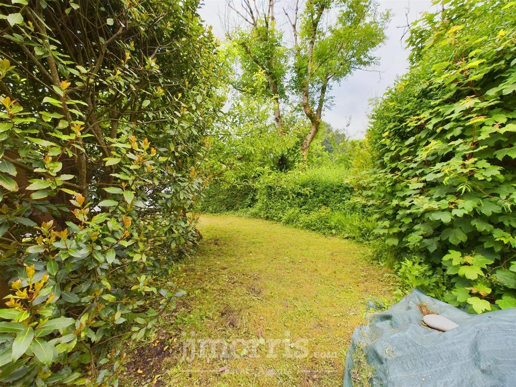 CAM01583 G0-PR0122-STILL029.jpg
