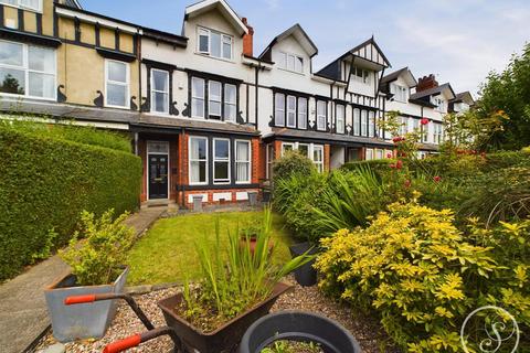 4 bedroom terraced house for sale, Green Lane, Leeds