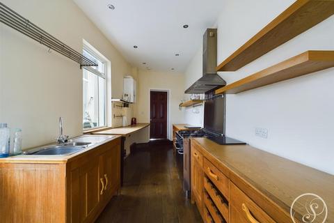 4 bedroom terraced house for sale, Green Lane, Leeds