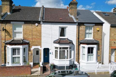 2 bedroom terraced house for sale, Heathfield Road, Bromley