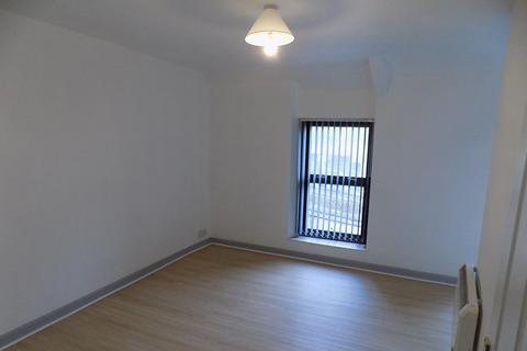 1 bedroom flat to rent, Commercial Street, Ystalyfera, SA9 2HR