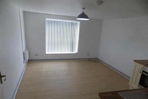 1 bedroom flat to rent, Commercial Street, Ystalyfera, SA9 2HR