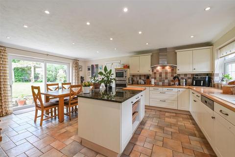 4 bedroom detached house for sale, Pine Grove, West Broyle, Chichester