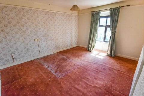 2 bedroom house for sale, Station Road, Cullingworth, Bradford