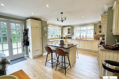 4 bedroom detached house for sale, Tidcombe Lane, TIVERTON, Devon