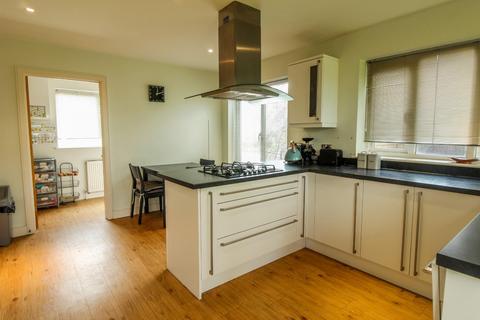 3 The Willows, Highfields Caldecote, Cambridge, CB23 7PB