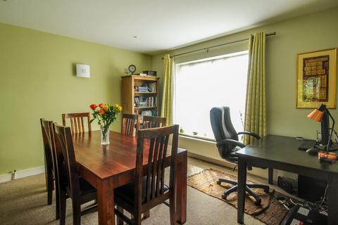 3 The Willows, Highfields Caldecote, Cambridge, CB23 7PB
