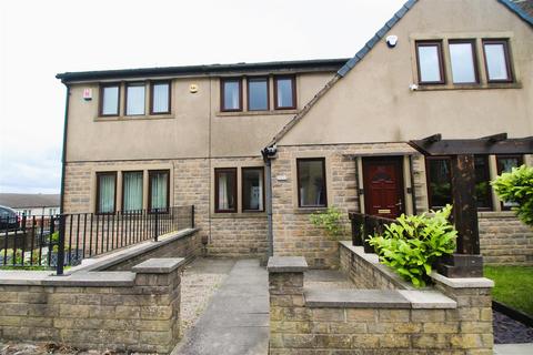 2 bedroom terraced house to rent, Huddersfield Road, Bradford BD12