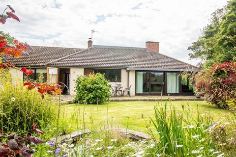 6 Finchs Field, Little Eversden, Cambridge, CB23 1HG