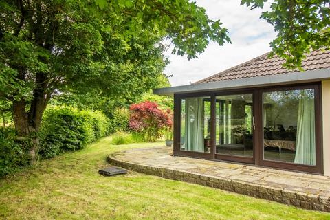 6 Finchs Field, Little Eversden, Cambridge, CB23 1HG