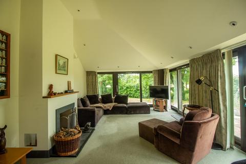 6 Finchs Field, Little Eversden, Cambridge, CB23 1HG