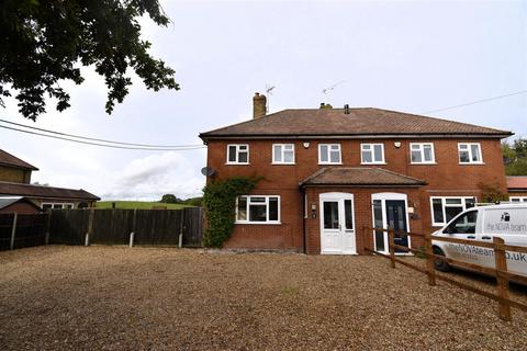 3 bedroom cottage to rent, New Years Green Lane, Uxbridge UB9