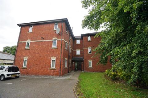 2 bedroom apartment to rent, Thurlwood Croft, Westhoughton