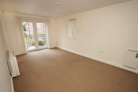 2 bedroom apartment to rent, Thurlwood Croft, Westhoughton