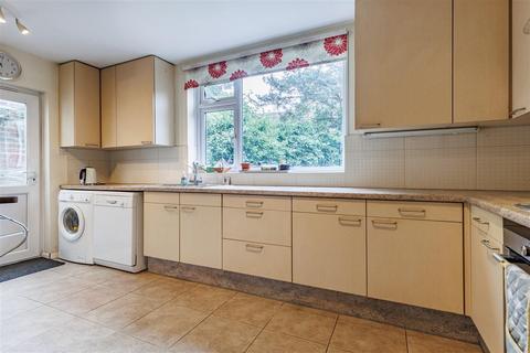 3 bedroom semi-detached house for sale, Centre Drive, Epping